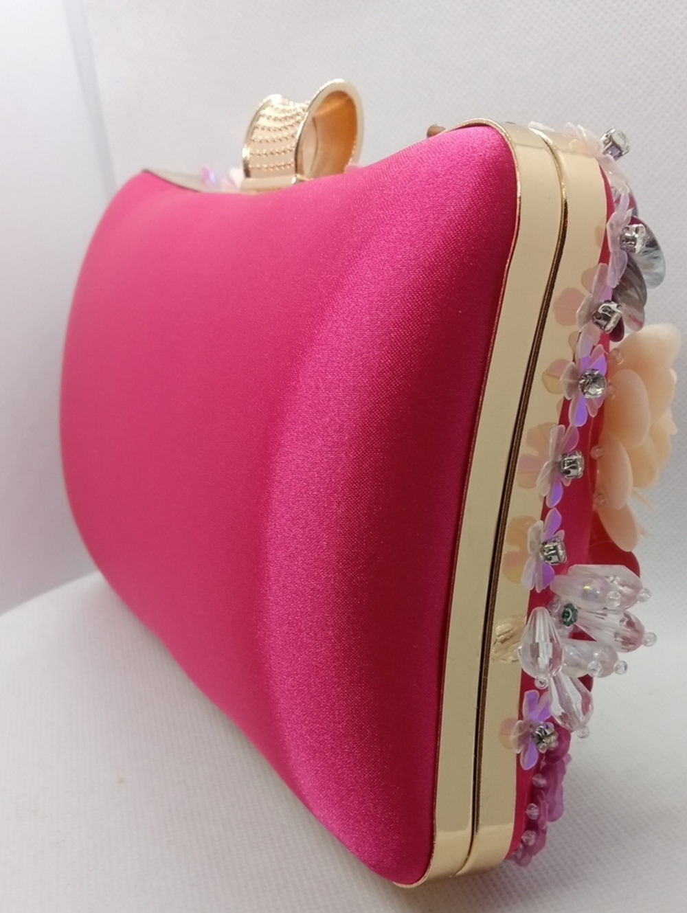 FUSCHIA SATIN FLORAL BEAD BAG - Picture 7 of 10